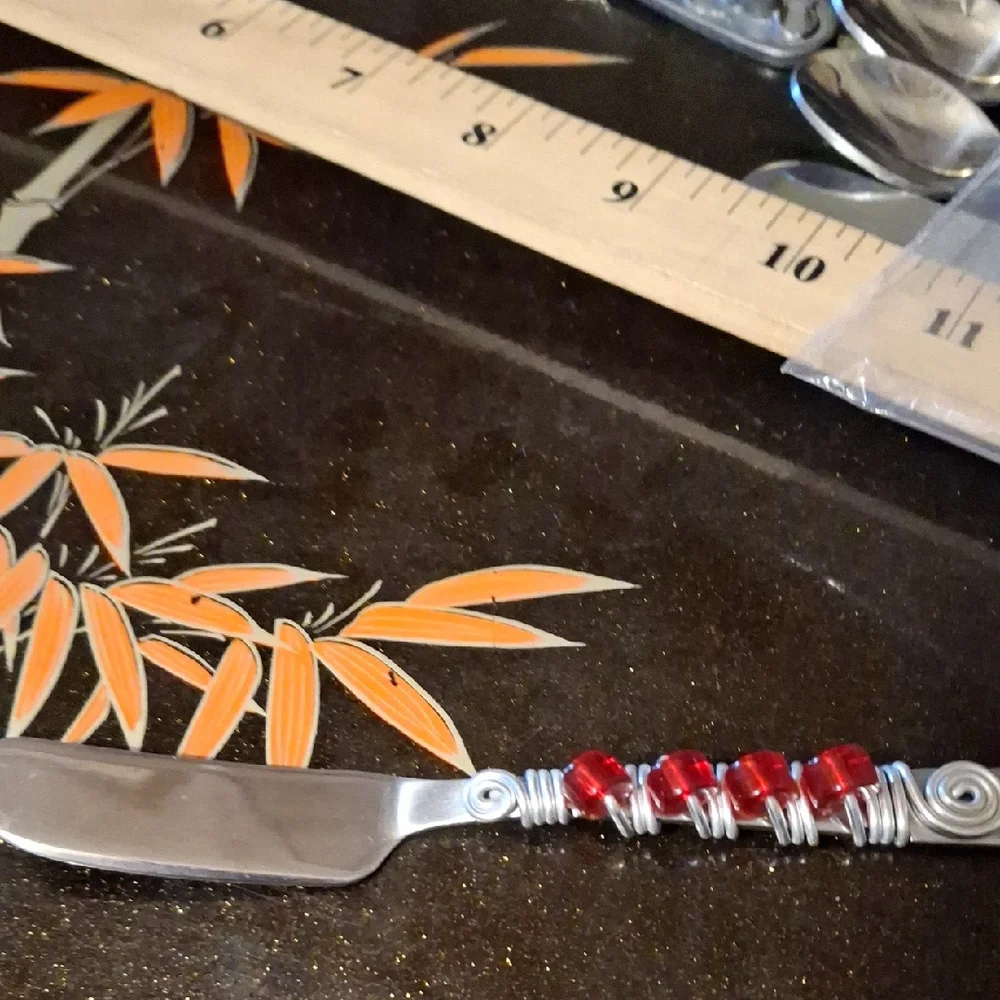 Decorative Spreader Knife with Red Beads Cheese Beaded Stainless Steel